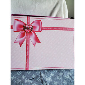 Its Juicy Baby! Juicy Couture Black Crossbody Bag Set